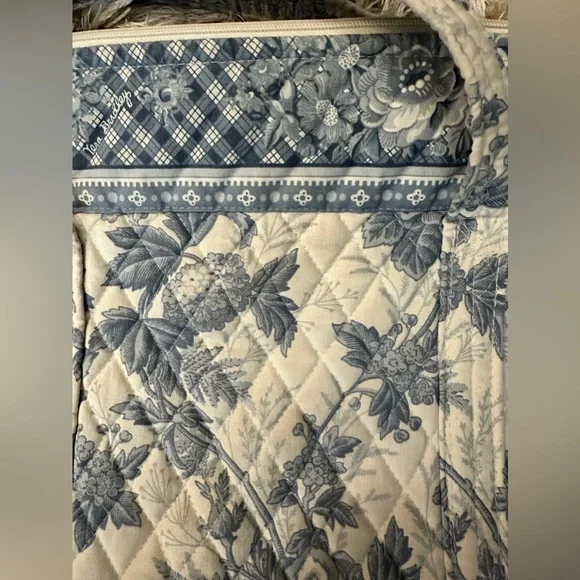 Vera Bradley Blue and White Floral Quilted Tote - Picture 3 of 7